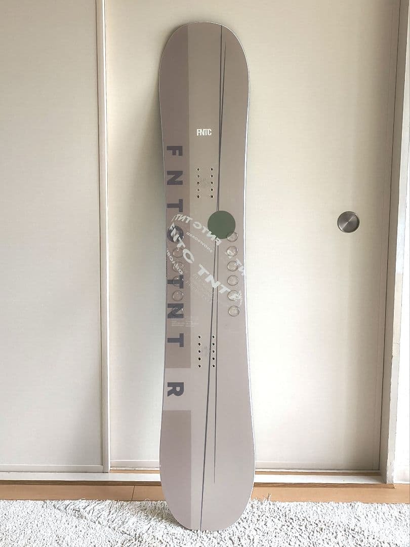 FNTC TNT R 24-25 143cm ベージュ グラトリ スノボ 楽天市場】24-25